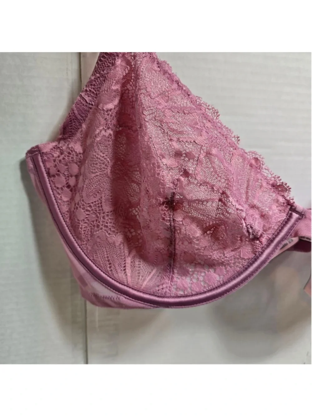 Women's Victoria's Secret Pink Lace Unlined Demi Bra 38DD